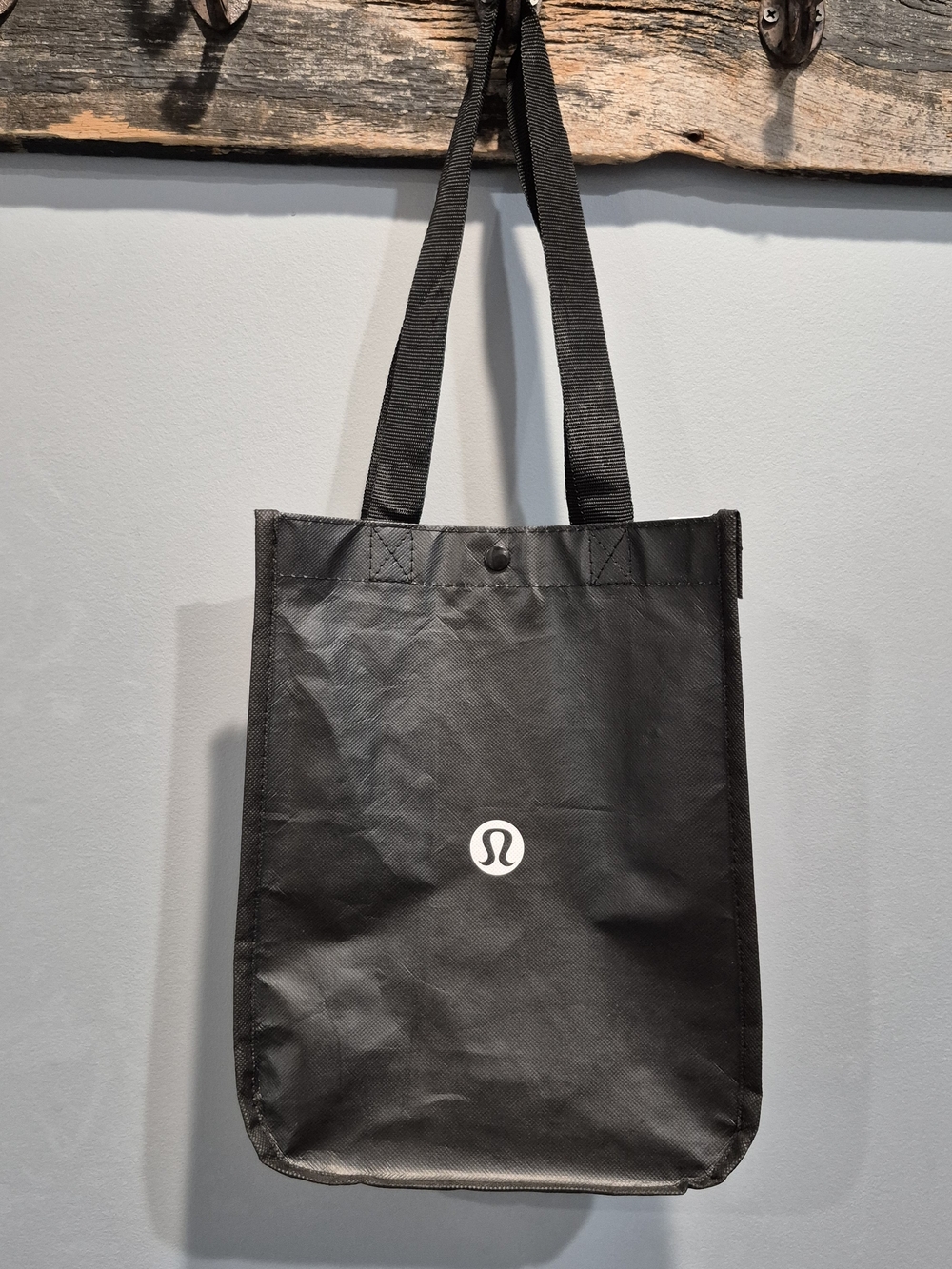 FREE LULULEMON BAG WITH ANY PURCHASE OF $25 OR MORE